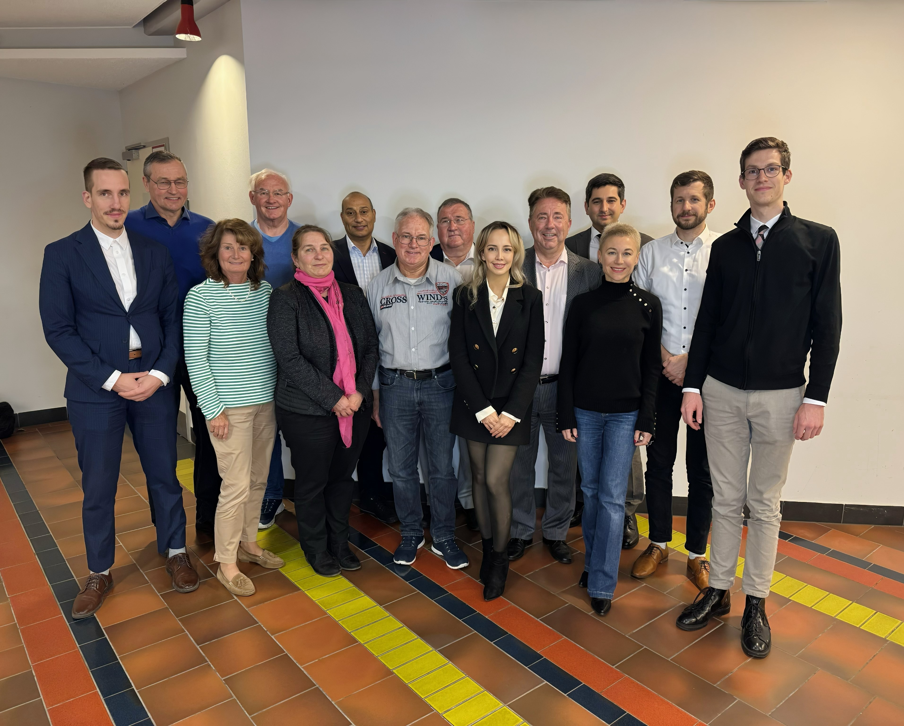 Neuer Vorstand (v.l.n.r.): Martin Heid, Werner Halbow, Prof. Dr. Daniela Birkenfeld, Wilfried Bender, Katja Sahler, Markus Graff, Frank Weil, Jrgen Geisel, Malika May, Michael Rei, Ilgis May, Albina Nazarenus-Vetter, Jonas Leinweber, Gero Brauksiepe